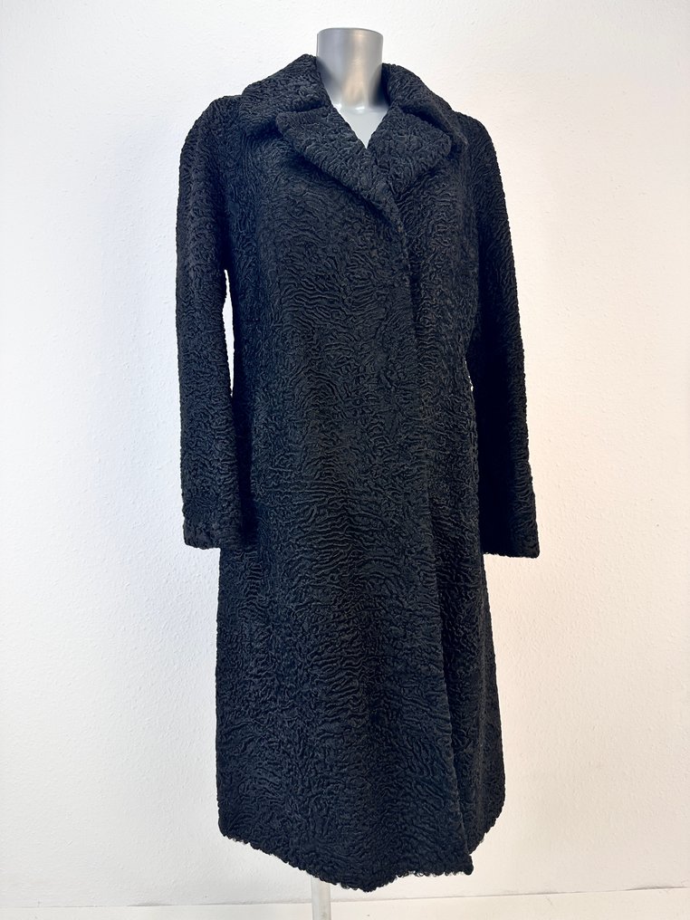 Artisan Furrier - 皮毛大衣 - 复古 #3.2