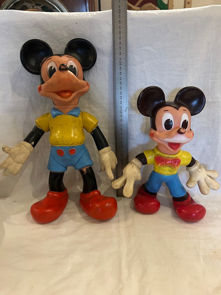 Mickey Mouse - 2 Figure - Disney Mickey Mouse  1962 - 1962 #1.0