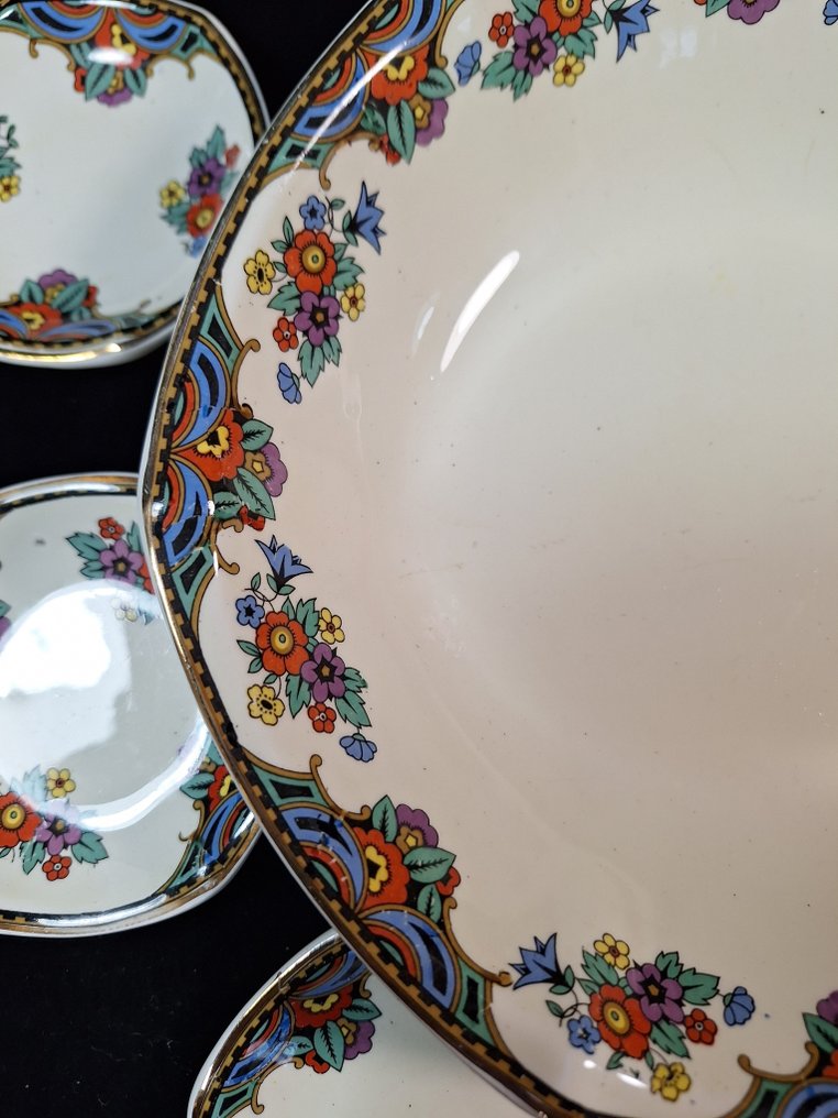 Societe Ceramique Maestricht - Platter (7) - Earthenware - shell set #4.3