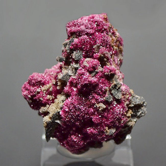 Erythrite Crystals on matrix - Height: 3.5 cm - Width: 3 cm- 16 g #1.0
