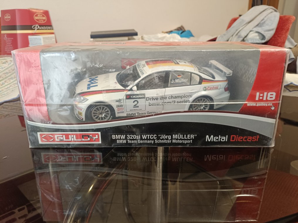 GUILOY 1:18 - 模型跑车 - BMW 320si WTCC Jörg Müller #1.0