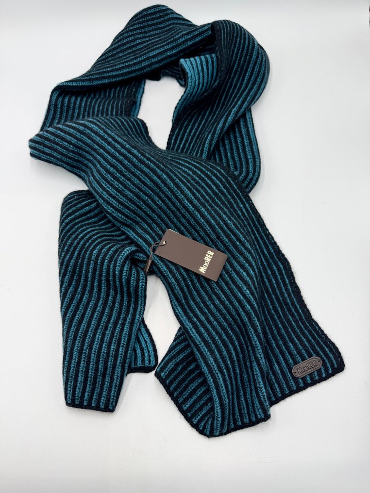 Moorer - andres - Scarf #3.2