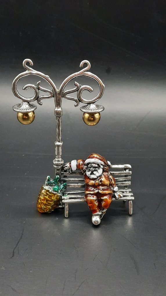 Miniature figurine - Silver #1.0