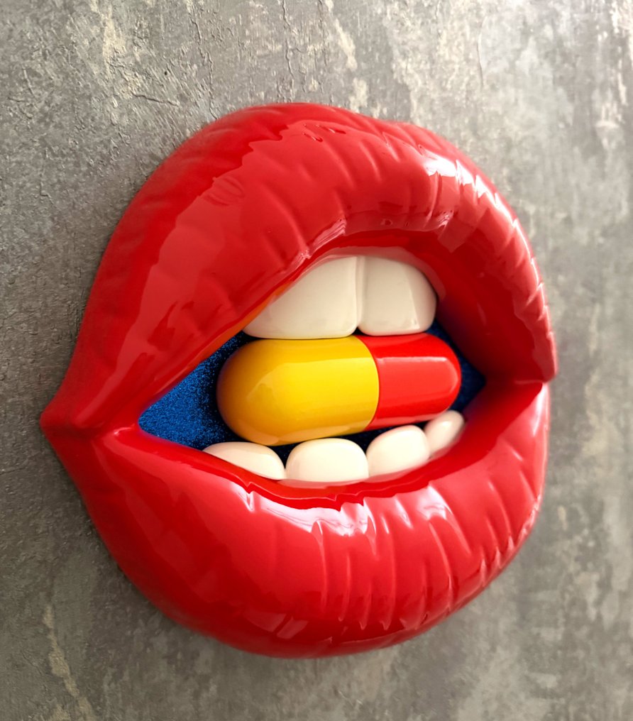 KIRAS - "SONO STUPEFACENTE!" ROSSA 23X21CM #1.0