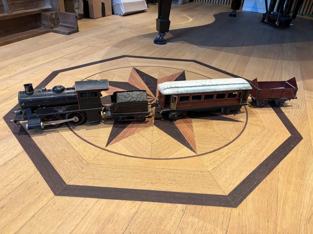 Märklin 1 - 蒸汽火車 (4) - 锡板玩具活蒸汽机车套装，包括机车、煤车和客车车厢。 #1.0