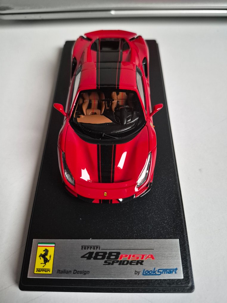 Look Smart 1:43 - Model sports car - Ferrari 488 Pista Spider Hard top rosso corsa - LS496HTB #1.0