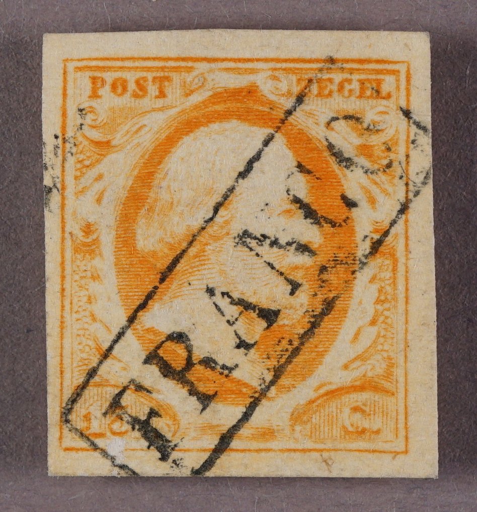 荷蘭  - 荷兰邮票配有非常宽的带子 #1.0