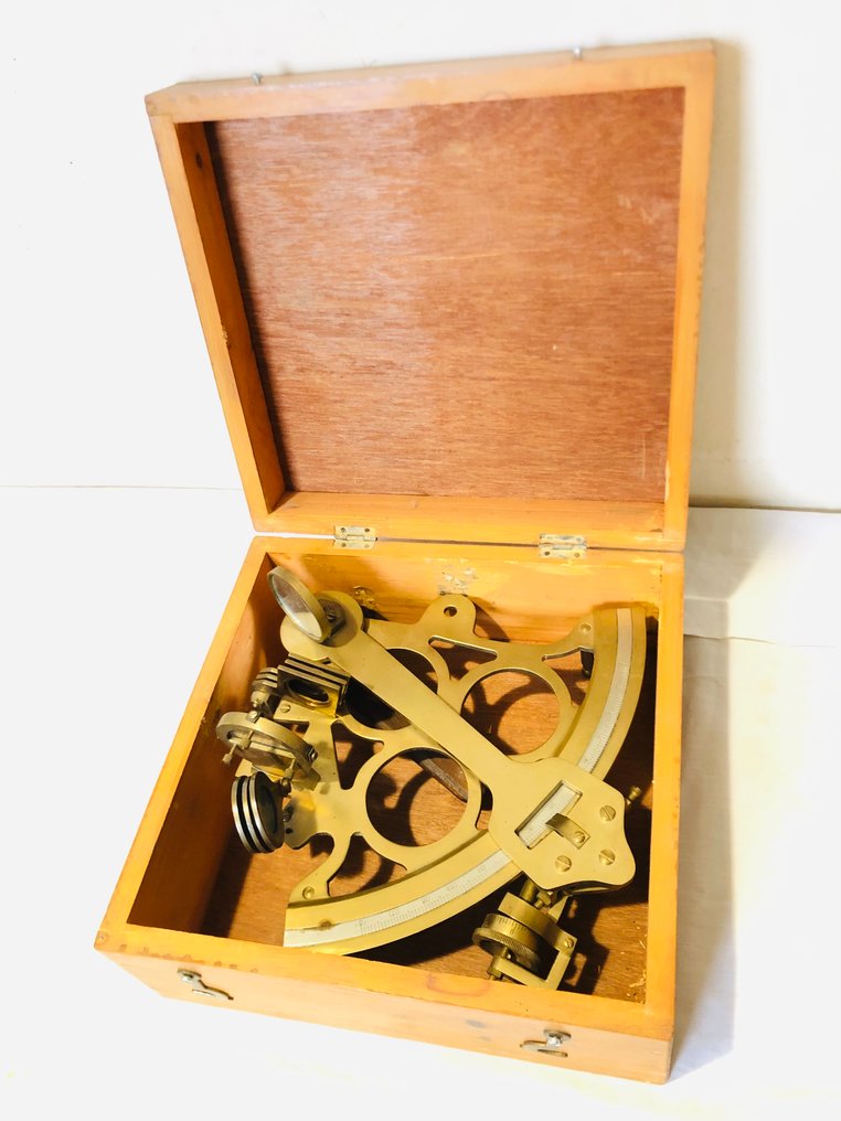 Sekstantti - Messinki - navigation ancienne Full-size #2.1