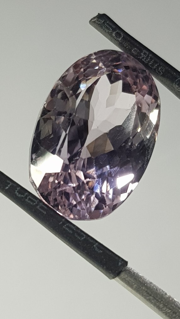 Senza prezzo di riserva - 1 pcs Rosa Kunzite - 10.94 ct - Antwerp Laboratory for Gemstone Testing (ALGT) #1.0