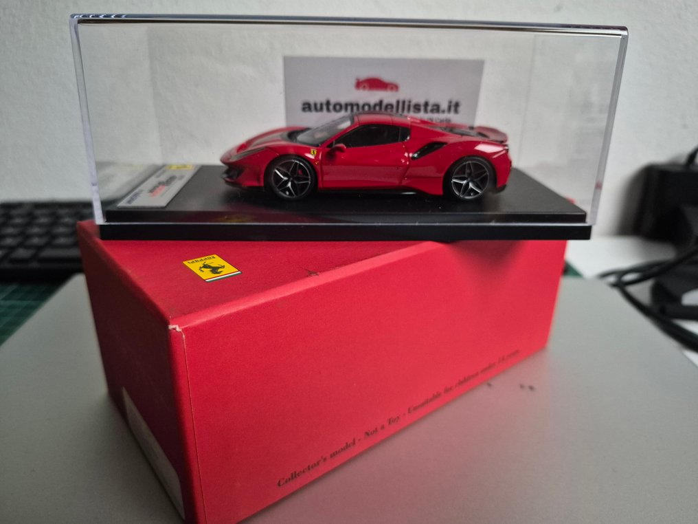 Look Smart 1:43 - Model sports car - Ferrari 488 Pista Spider Hard top rosso corsa - LS496HTB #1.0