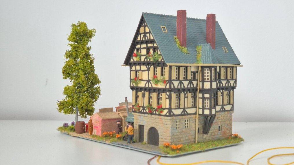 Kibri H0 - Τρένο μοντελισμού (1) - Αστική κατοικία με αγορά #2.1