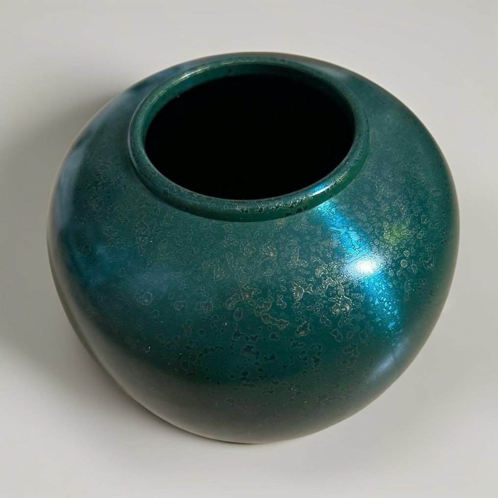 花瓶 - 青銅色 - 日本 - 高约16厘米的高冈铜花瓶 (沒有保留價) #2.1