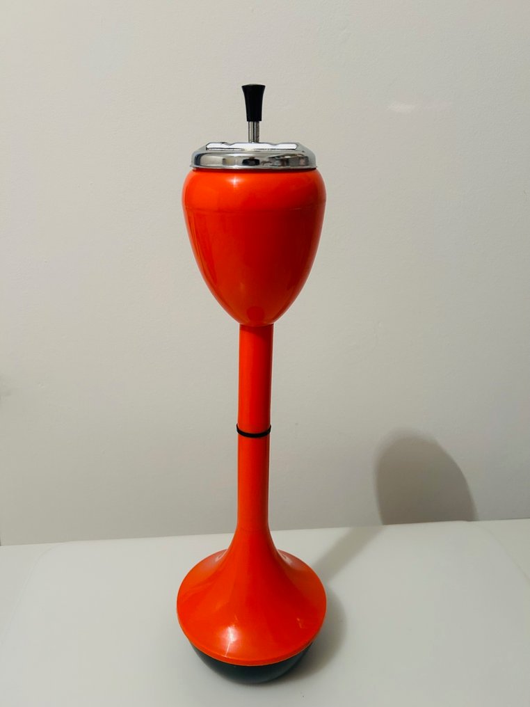 Caimi Brevetti - Renato Caimi - 煙灰缸 - Modello "Dondolino" - 塑料, 金屬 #1.0