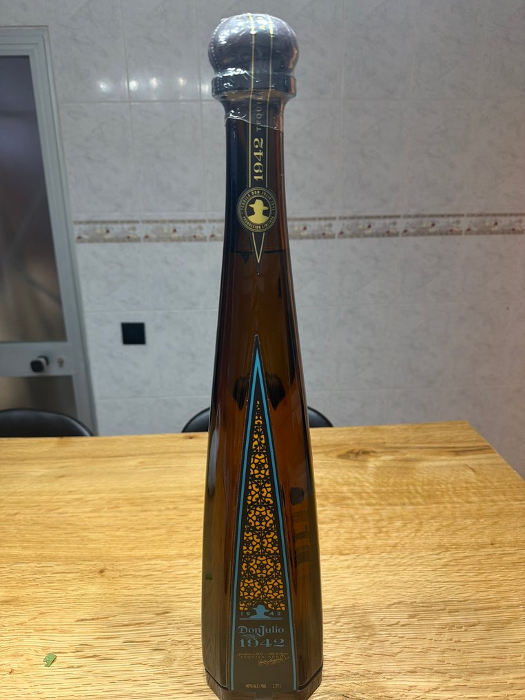 Don Julio - magnum Luminous - 1942 Añejo - b. 2023 - 1,75 L #1.0