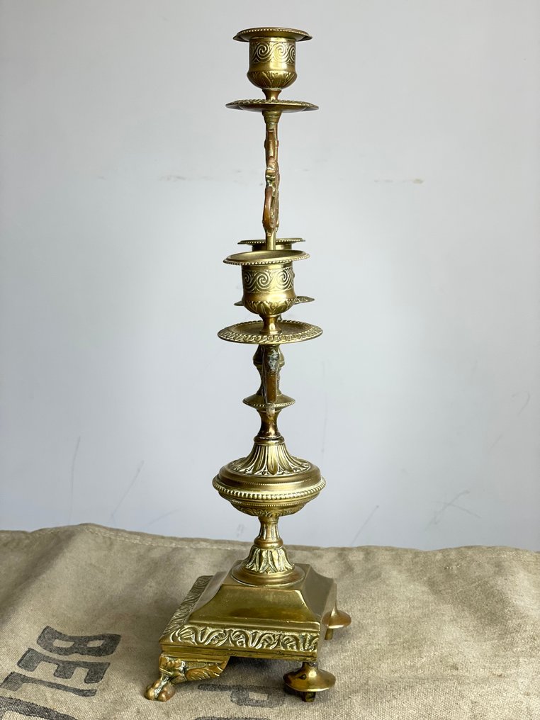 Lysestage - Støbemessing #3.2