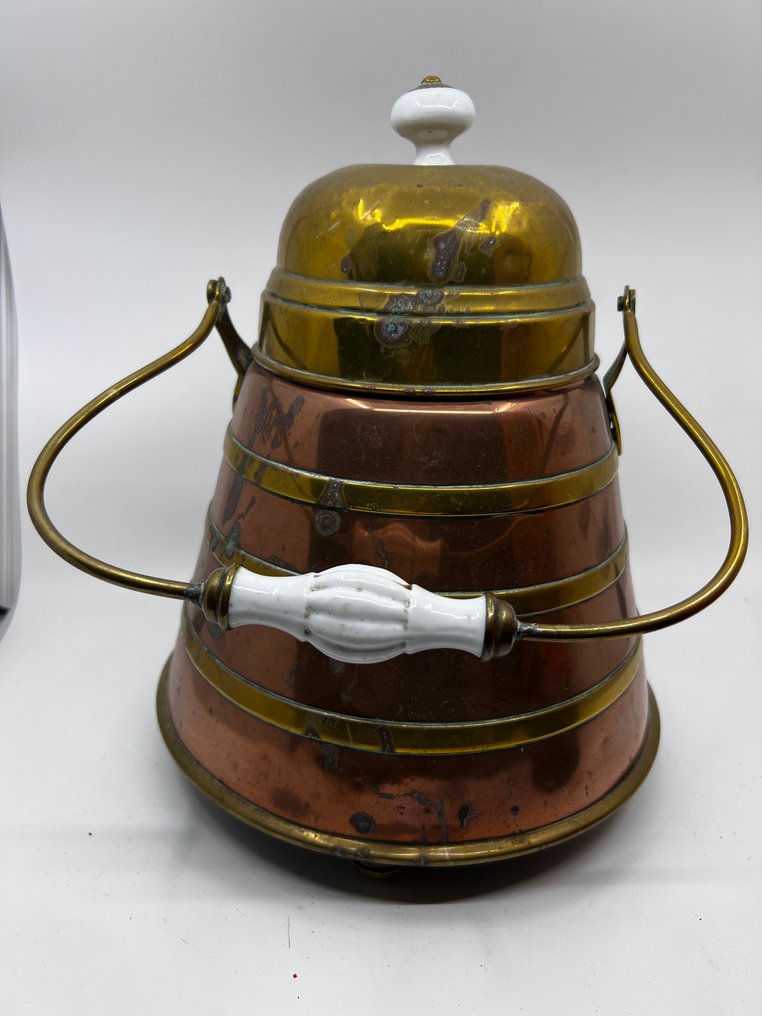 Βάζο - δοχείο με καπάκι και χειρολαβή - Χαλκός, Ορείχαλκος, Πήλινο - αρχαίο μυστικό #1.0