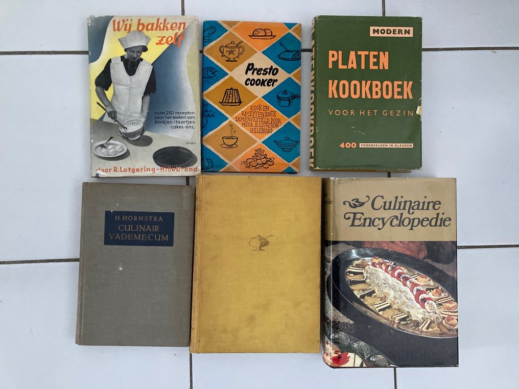 R. Lotgering-Hillebrand, H. Hornstra, C.J. Wannée, P.J. Sarels Van Rijn - Lot with 6 Dutch cookbooks - 1950 #1.0