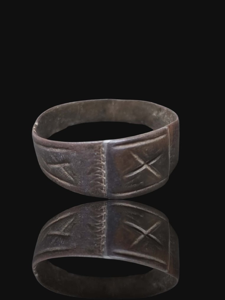 Medieval, Crusaders Era Bronze, Rare & Interesting Military Seal Ring  (No reserve price) #1.0