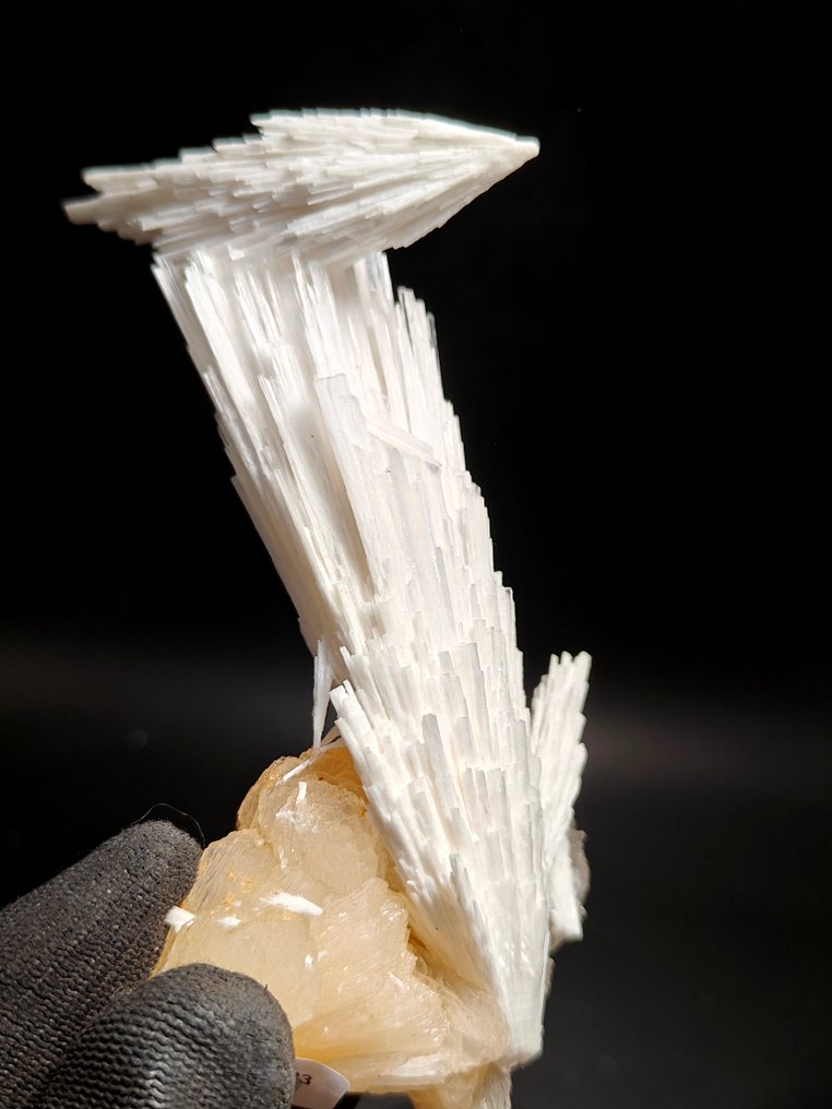 Scolecite su Stilbite Cristalli su matrice - Altezza: 13 cm - Larghezza: 9 cm- 156 g #1.0