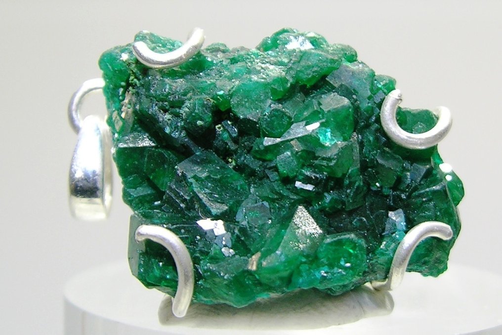 Cromodiopside Colgante - Altura: 37 mm - Ancho: 21.3 mm- 11.05 g - (1) #2.1