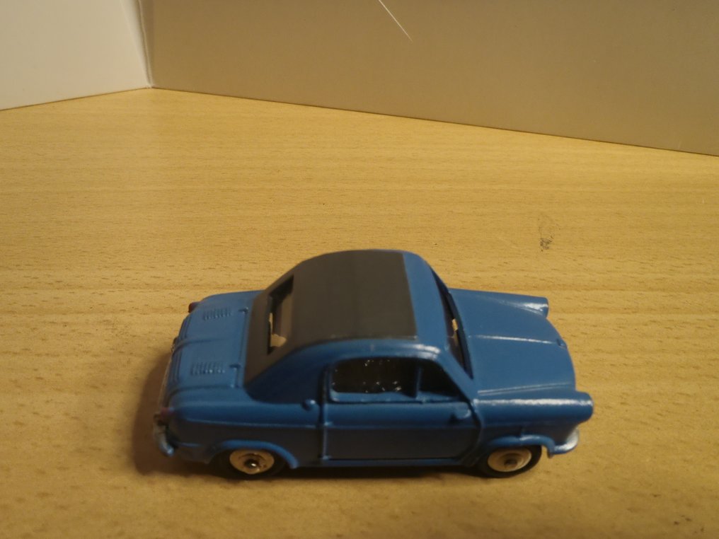 Dinky Toys 1:43 - Modelauto - Dinky Toys 24L 2CV Vespa 400, Boxed #4.3