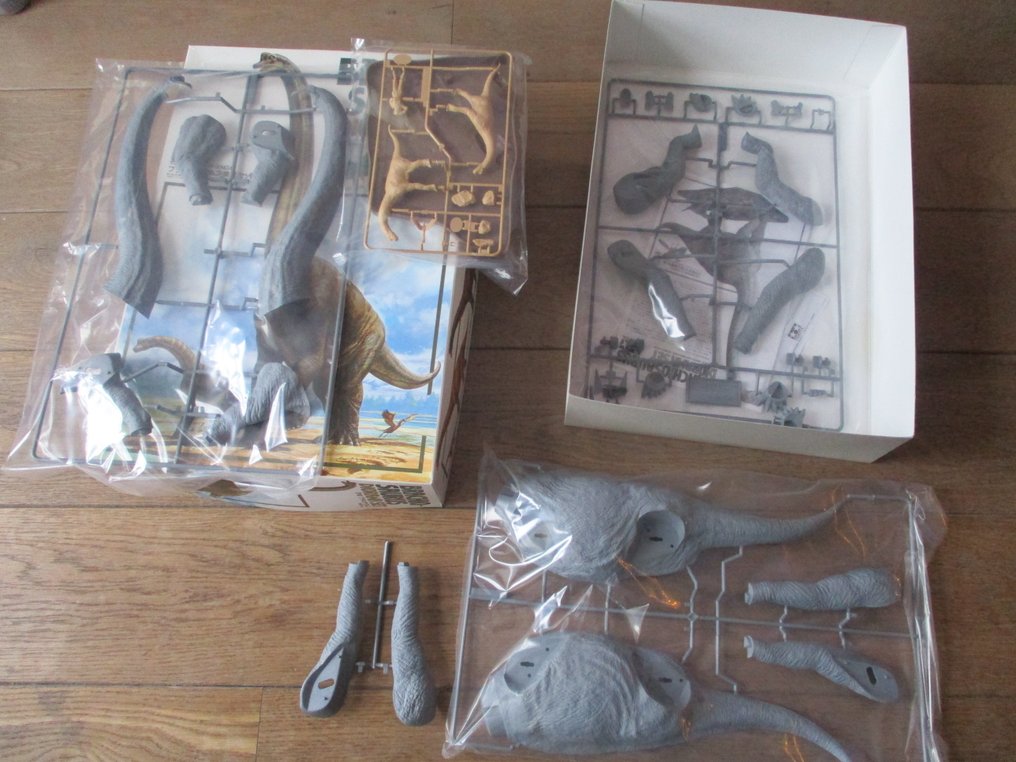 Κιτ συναρμολόγησης - Tamiya Brachio-saurus #1.0