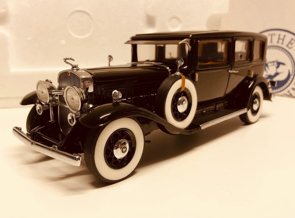 Franklin Mint 1:24 - Modellauto - 452 Cadillac - 1930 V16 Imperial Limousine #1.0