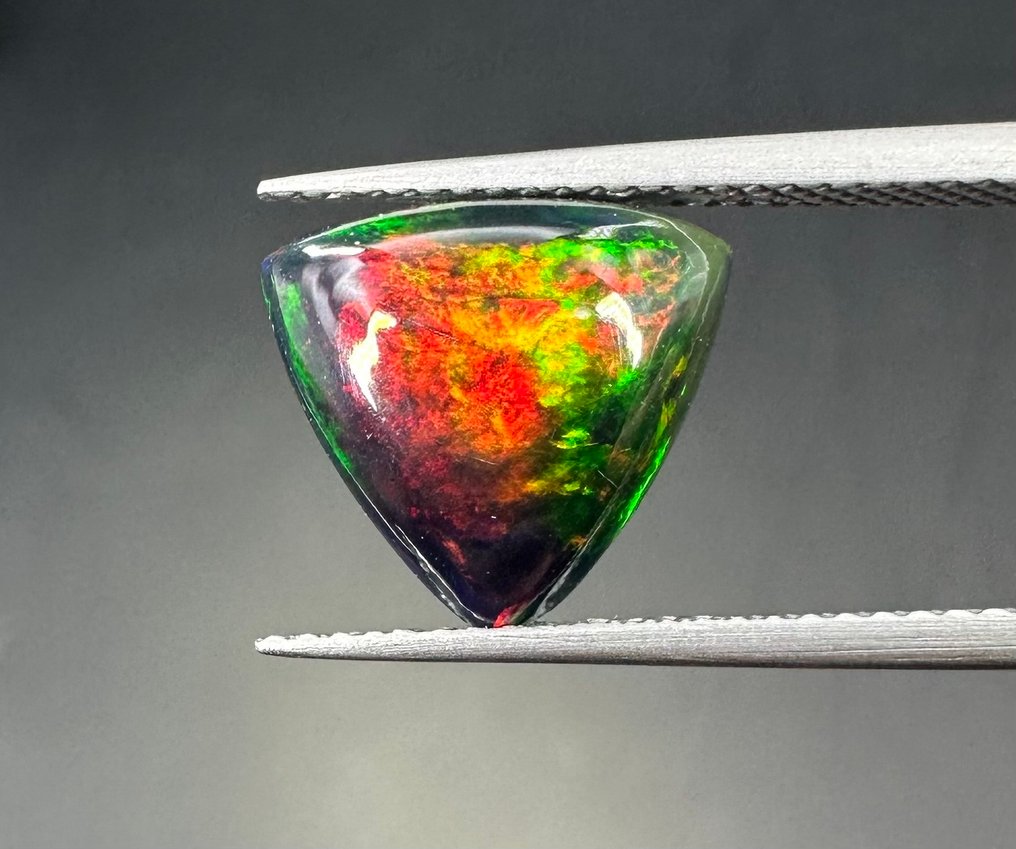 2,43ct Opaal Cabochon- 0.48 g #1.0