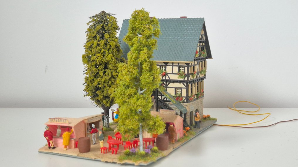 Kibri H0 - Τρένο μοντελισμού (1) - Αστική κατοικία με αγορά #4.3