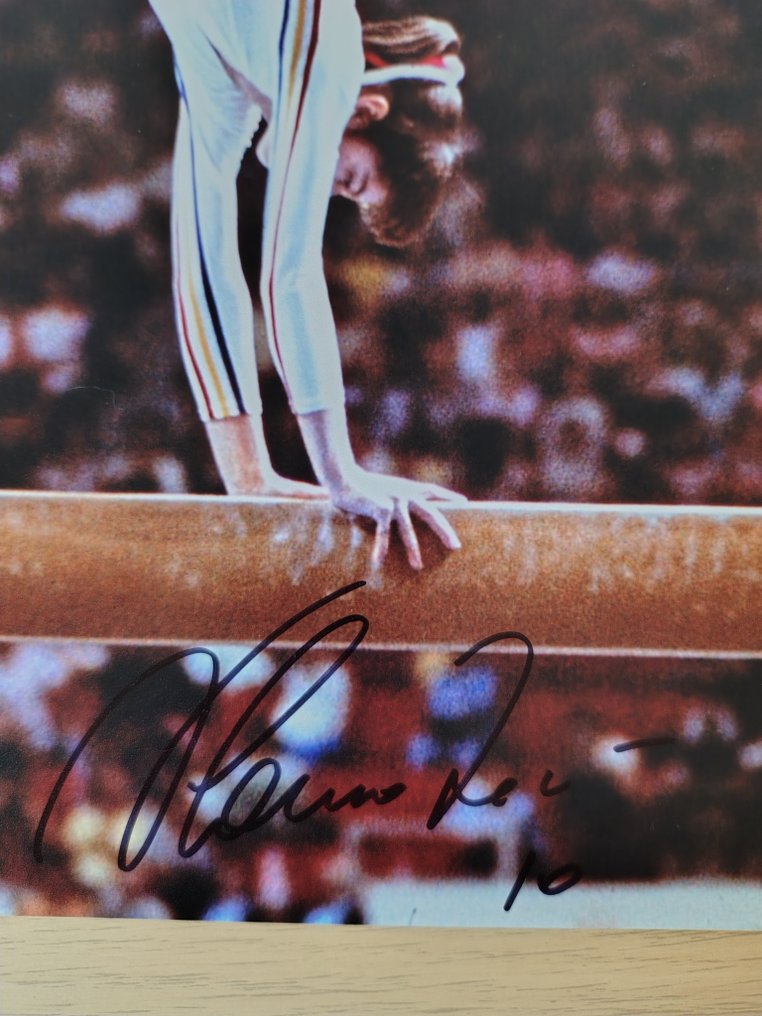 Gymnastics - Nadia Comaneci - Valokuva #2.1