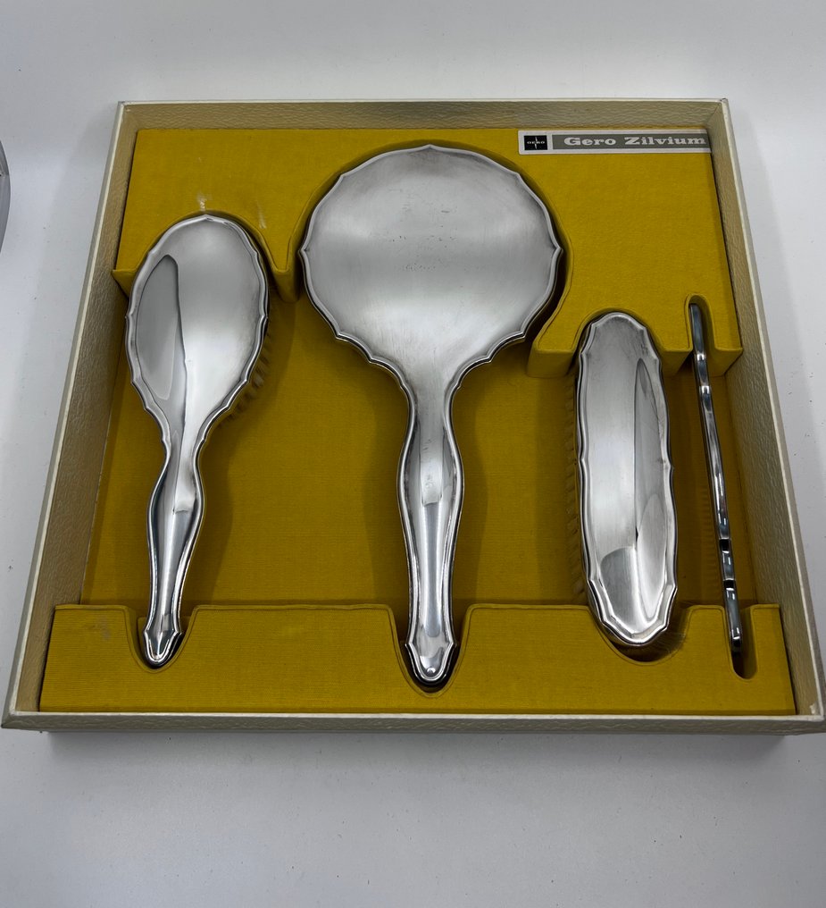 gero - georg Nilsson - 梳妝台套裝 (4) - 鍍銀 - verzilverd 套装 #1.0