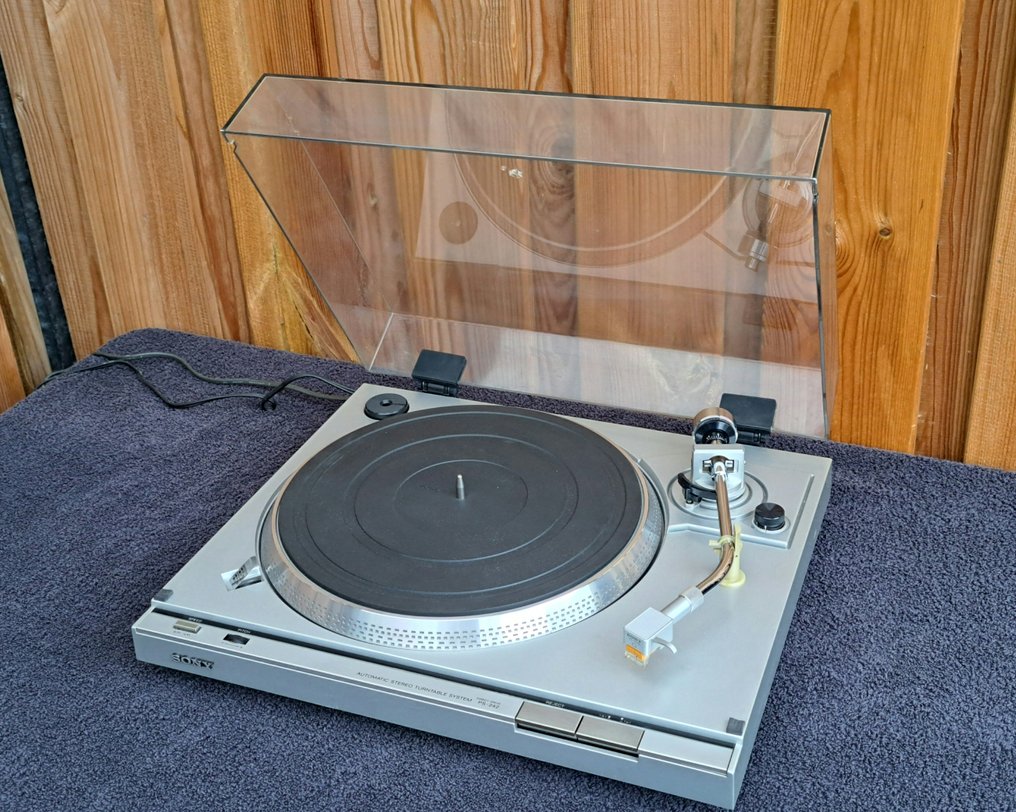 Sony - PS-242 Record player #2.1