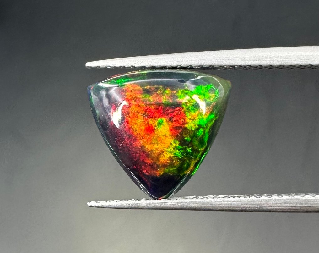 2,43ct Opaal Cabochon- 0.48 g #3.2