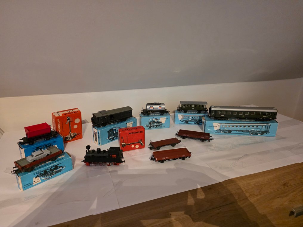 Märklin H0 - 4504/4003/4513/4037/4040/4501/3000/7188/7187 - Set di treni (12) - Set per il collezionista vintage - DB #1.0