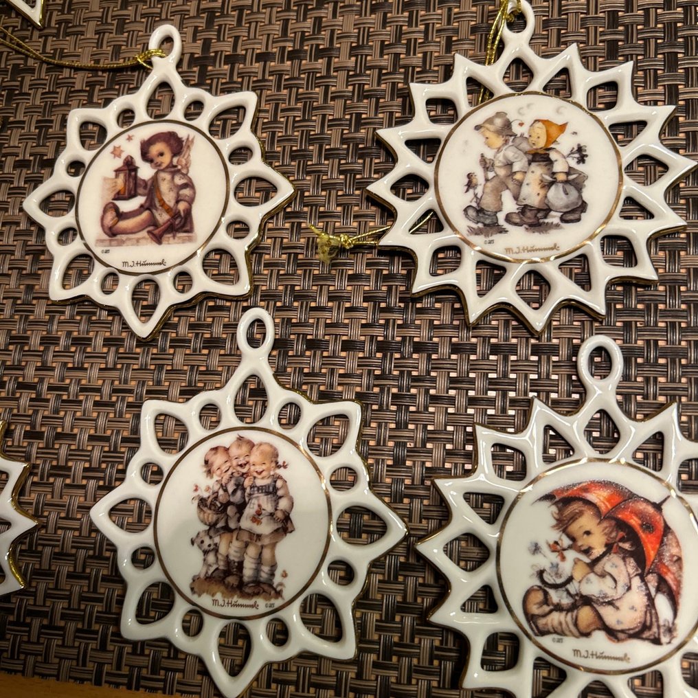 Goebel - Statuetta - Hummel /Goebel Christbaumschmuck (9) - Porcellana #1.0