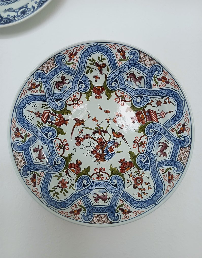 Oud Delft - Wall plate - Ø 36 cm - Earthenware - Large hand-painted Delft sign #1.0