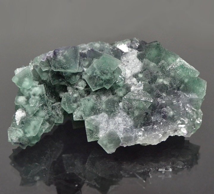 Fluorite Crystals on matrix - Height: 5 cm - Width: 9 cm- 165 g #1.0