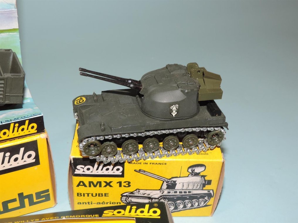 Solido 1:43 - Machetă vehicul militar (3) - Berliet aurochs; AMX 13 bitube; Jeep Willys met aanhangwagen - in original box #3.2