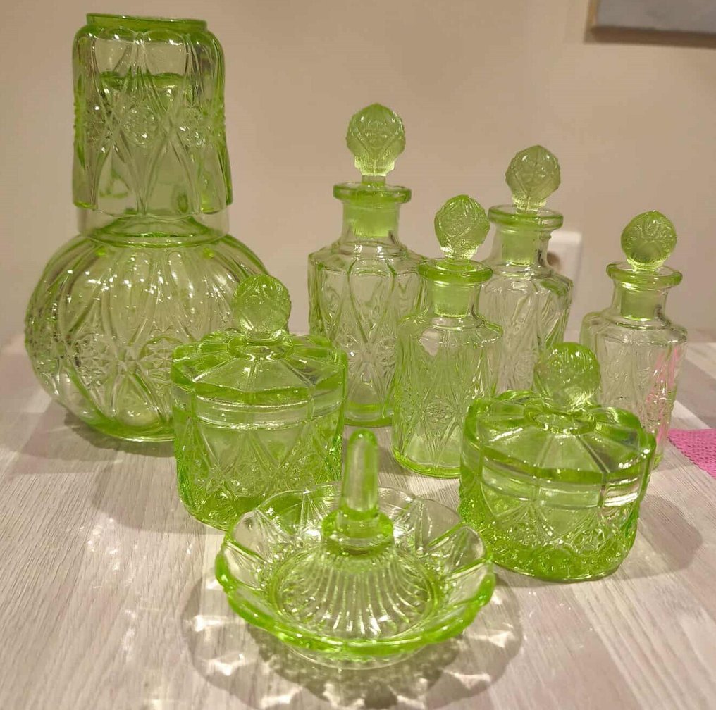 Αρ Ντεκό Σετ τουαλέτας - Val Saint Lambert - Γυαλί - 9 τεμάχια Ouraline #3.2