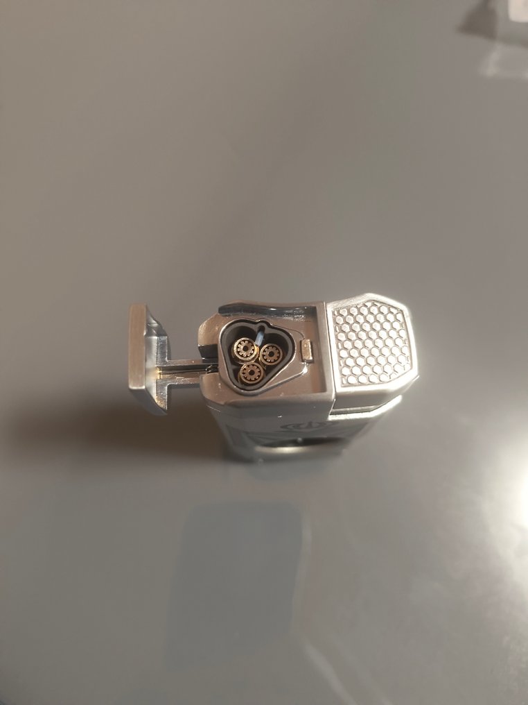 Macanudo - No reserve price - Pocket lighter - Aluminium #2.1