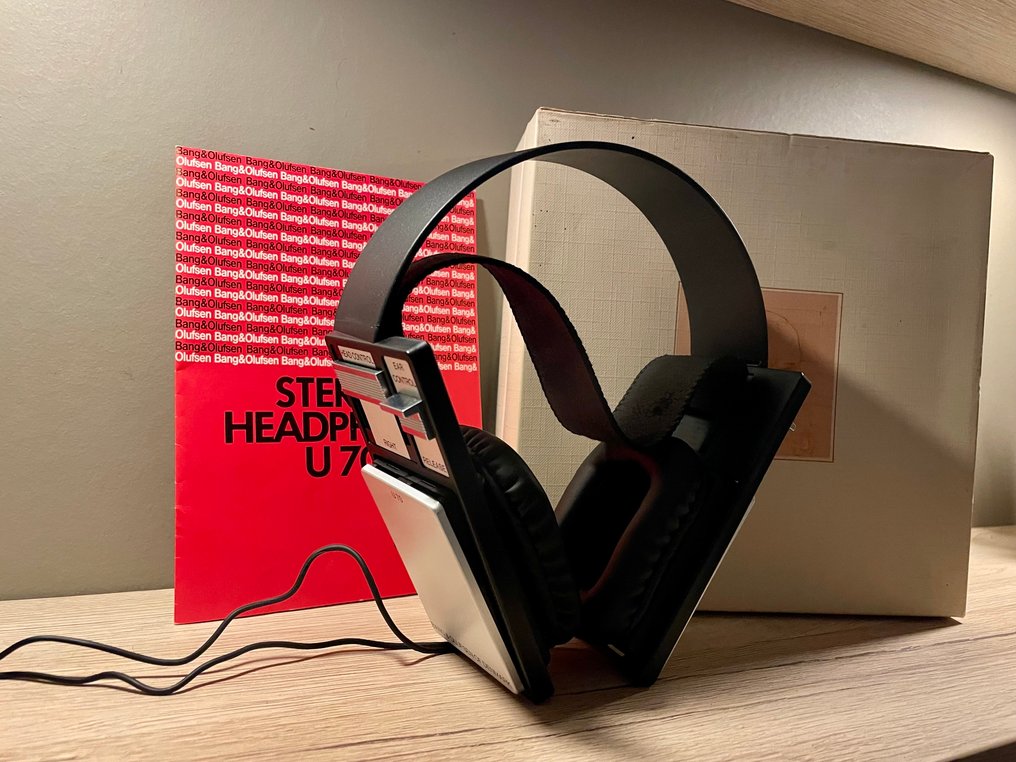 Bang & Olufsen - U70 headphone - including new earpads Headphone #3.2