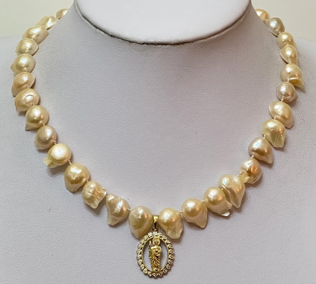 Perle rosa morbide barocche con San Judas. Protezione di tutti i santi. - Collana con ciondolo - Alta qualità. Argento 925 #1.0