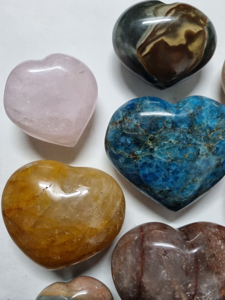 Big lot with crystal hearts, various minerals 7.5 - 4.2 cm. Heart- 1376 g #1.0