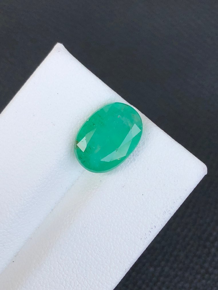 1 pcs  绿色 祖母绿  - 4.28 ct - 国际有色宝石协会（ICA GemLab） #2.1