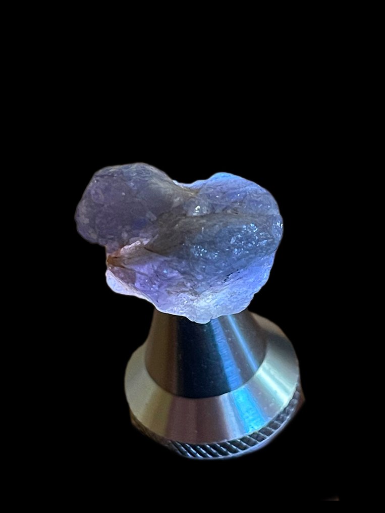 Tanzanite 令人惊叹的皇家蓝/紫色35克拉原始未处理坦桑石水晶。天然,百分百。 - 高度: 21 mm - 闊度: 18 mm- 7 g #1.0