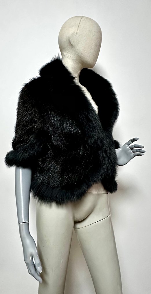 Artisan Furrier - 披风 - 复古 #4.3