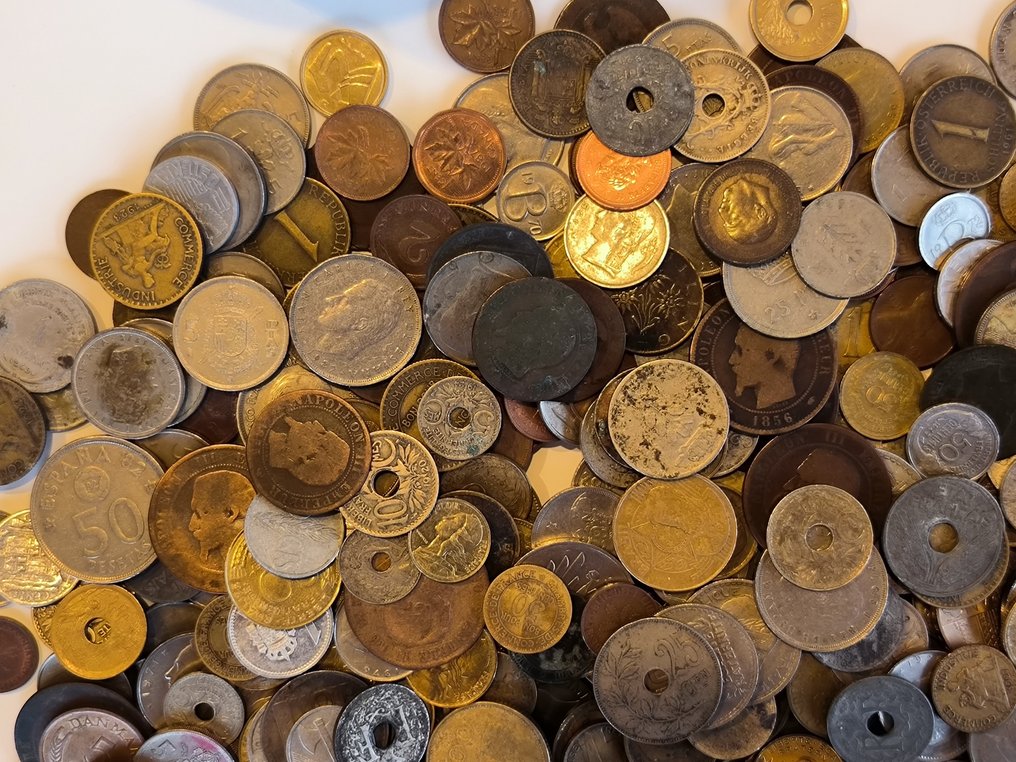 Maailma. Collection of coins (Ei pohjahintaa) #1.0