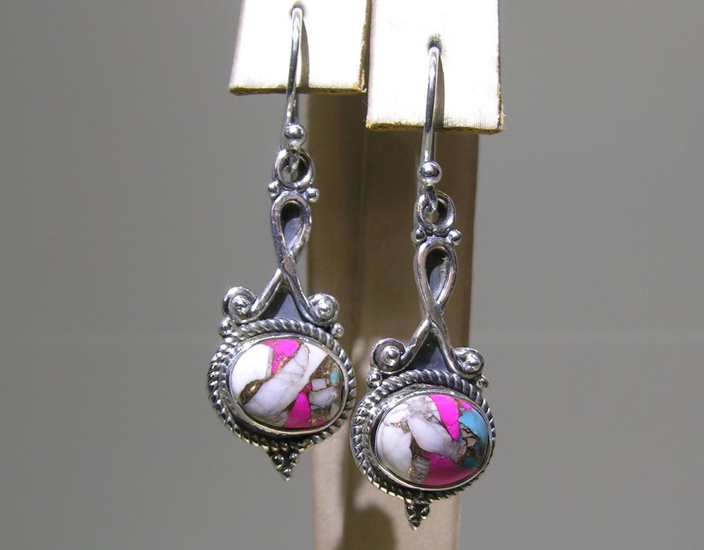 Turquoise Earrings - Height: 37 mm - Width: 12.2 mm- 5.06 g - (2) #1.0