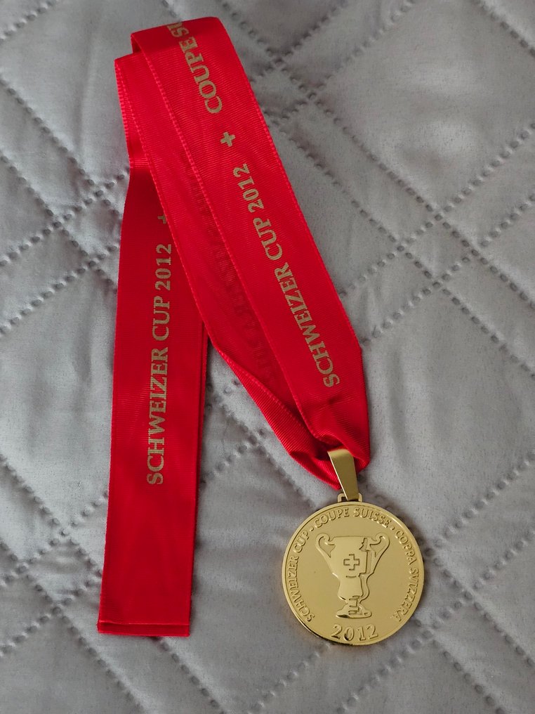 FC Basel - 瑞士杯 - 2012 - 体育奖牌 #1.0