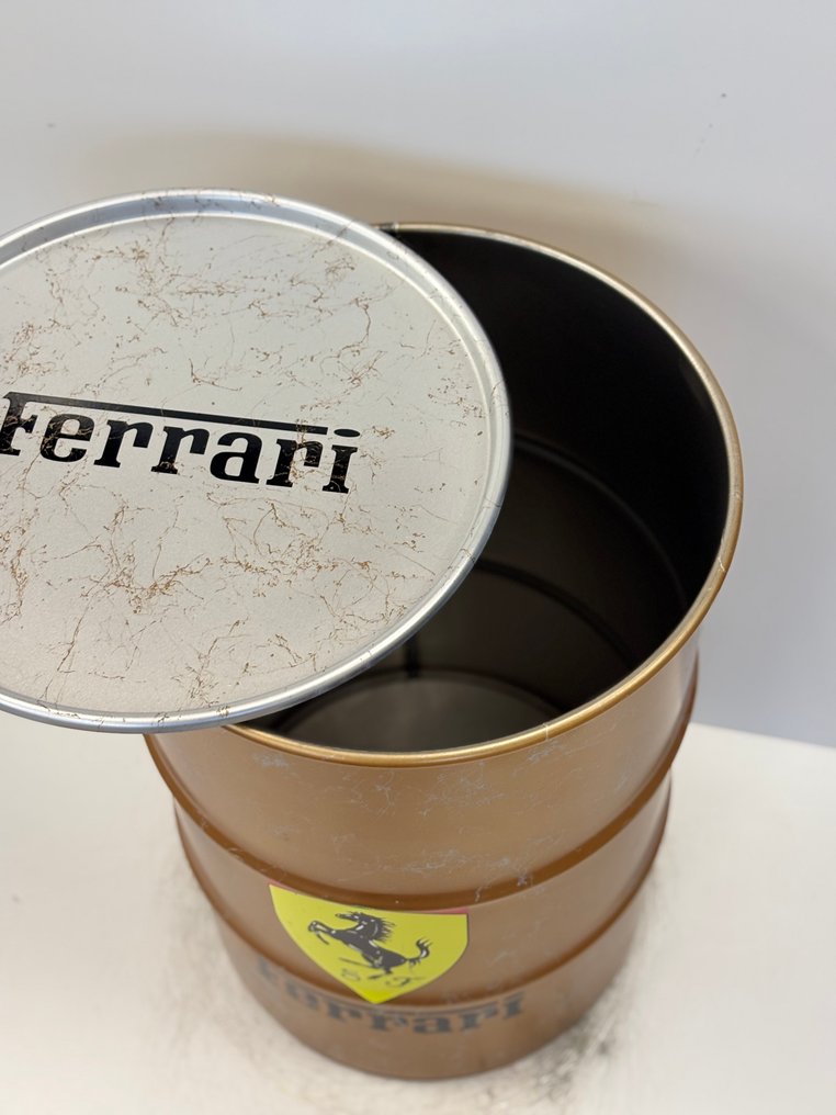 法拉利 Automobilia 油桶 8 个中的第 1 个 - 60厘米 - Ferrari #3.2